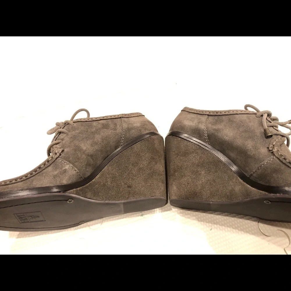 Frye Caroline Lace Low Shoes - Picture 7 of 7